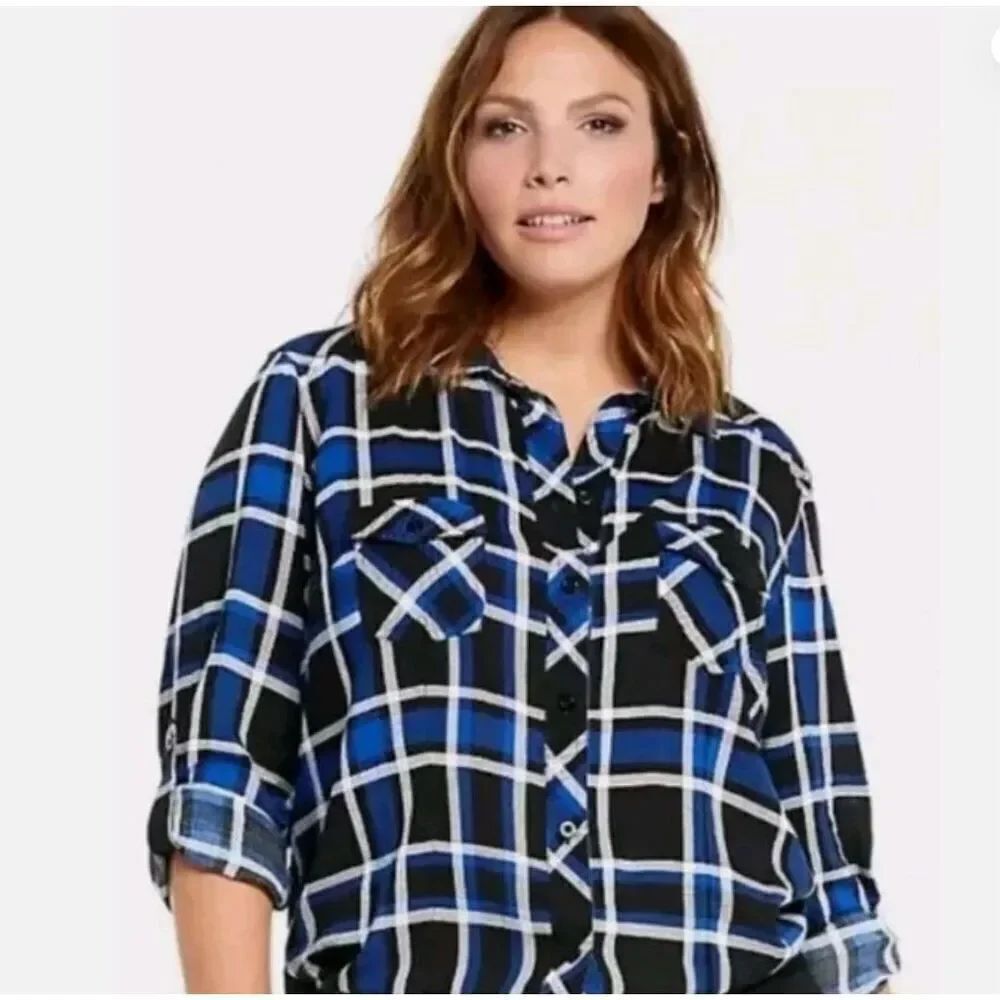 Torrid blue black plaid blouse 3x